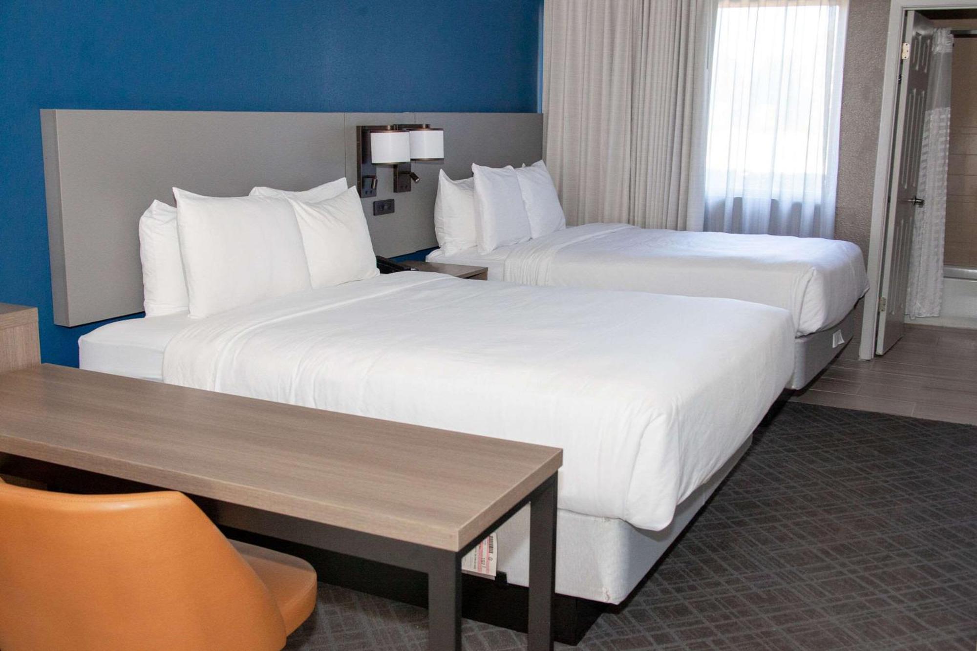 Comfort Suites Baton Rouge South I-10 מראה חיצוני תמונה