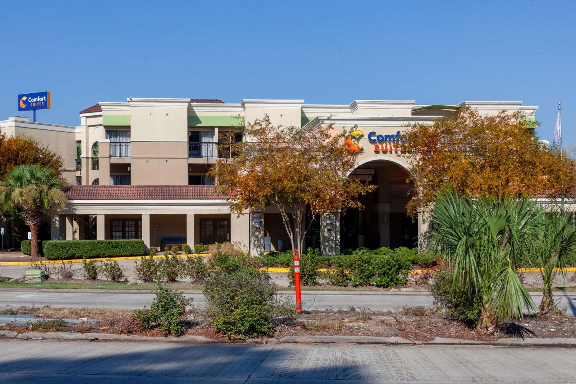 Comfort Suites Baton Rouge South I-10 מראה חיצוני תמונה