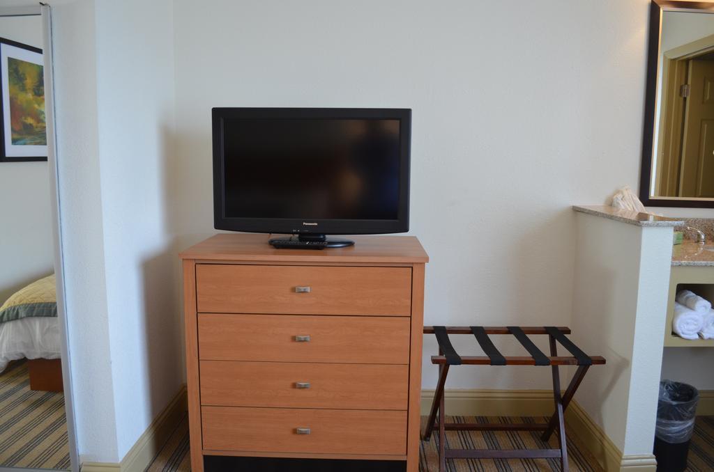 Comfort Suites Baton Rouge South I-10 מראה חיצוני תמונה